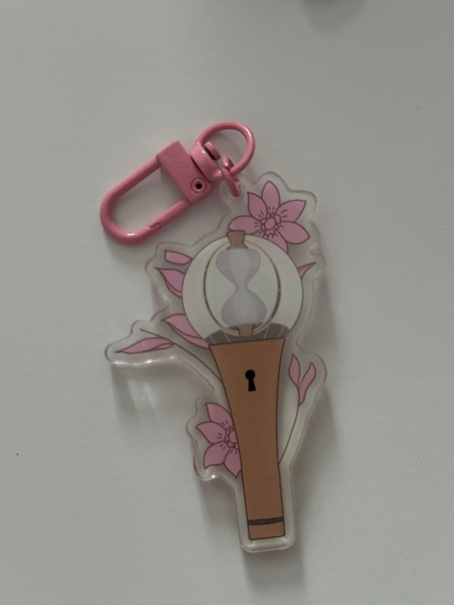[KEYCHAIN] LIGHTSTICK KEYCHAINS