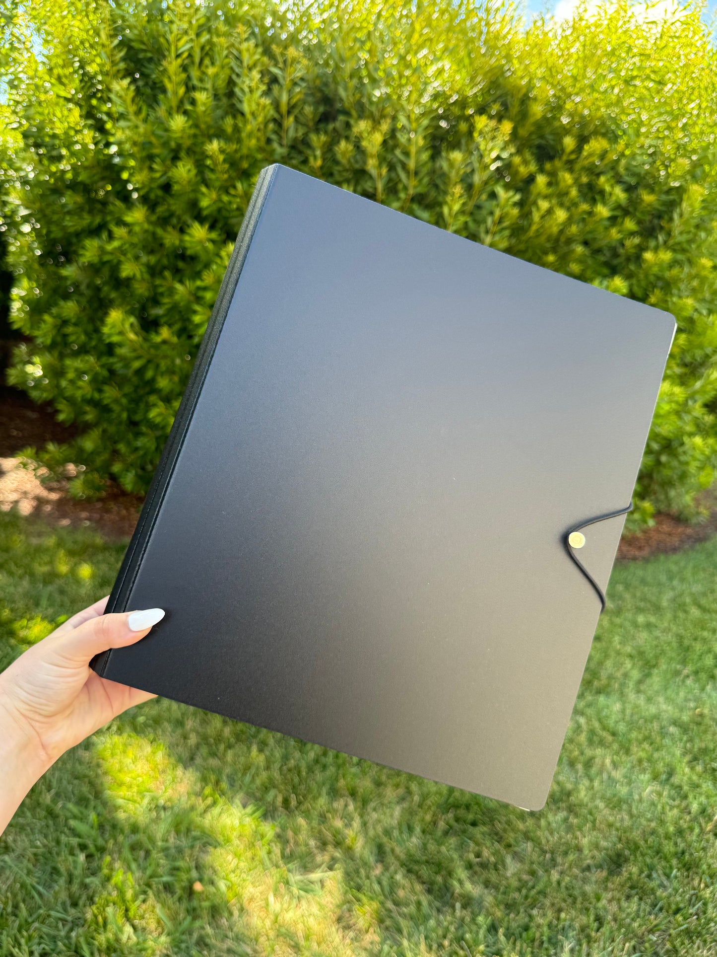 [SALE] A4 1.5" BINDERS - BLACK